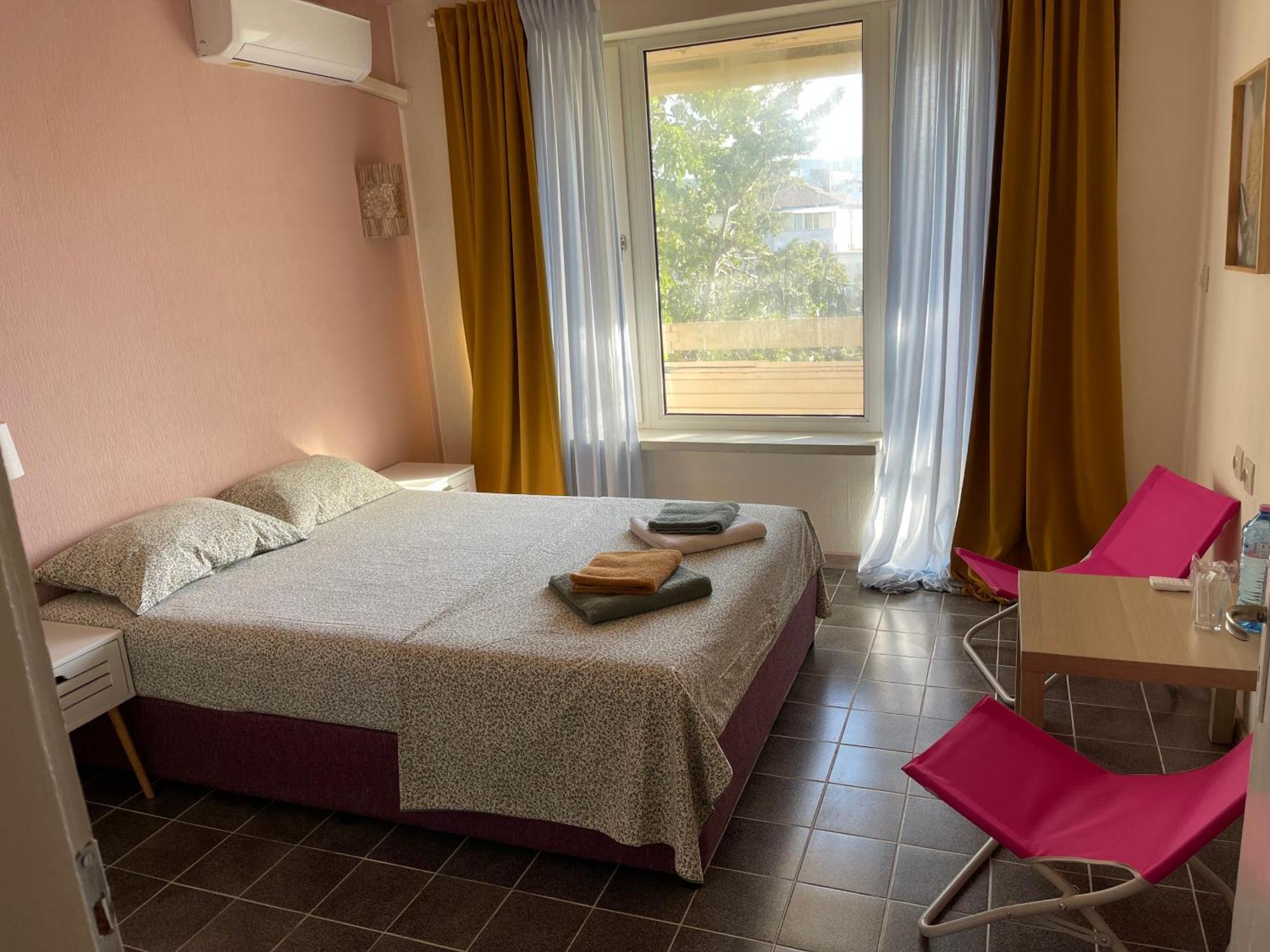 Hotel Amadina Garden Lozenets Exterior foto