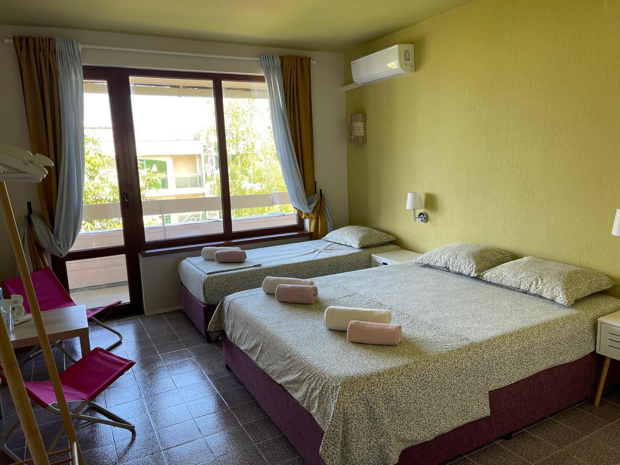 Hotel Amadina Garden Lozenets Exterior foto