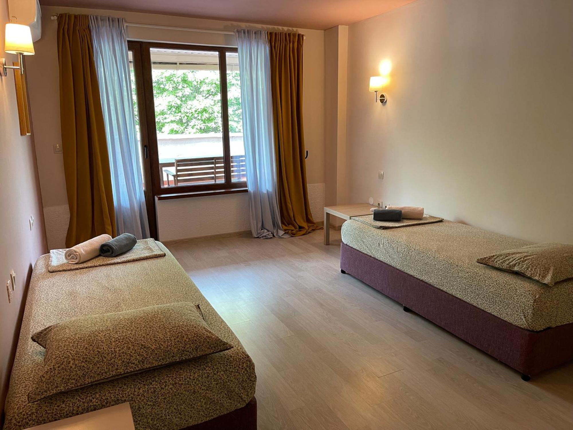 Hotel Amadina Garden Lozenets Exterior foto